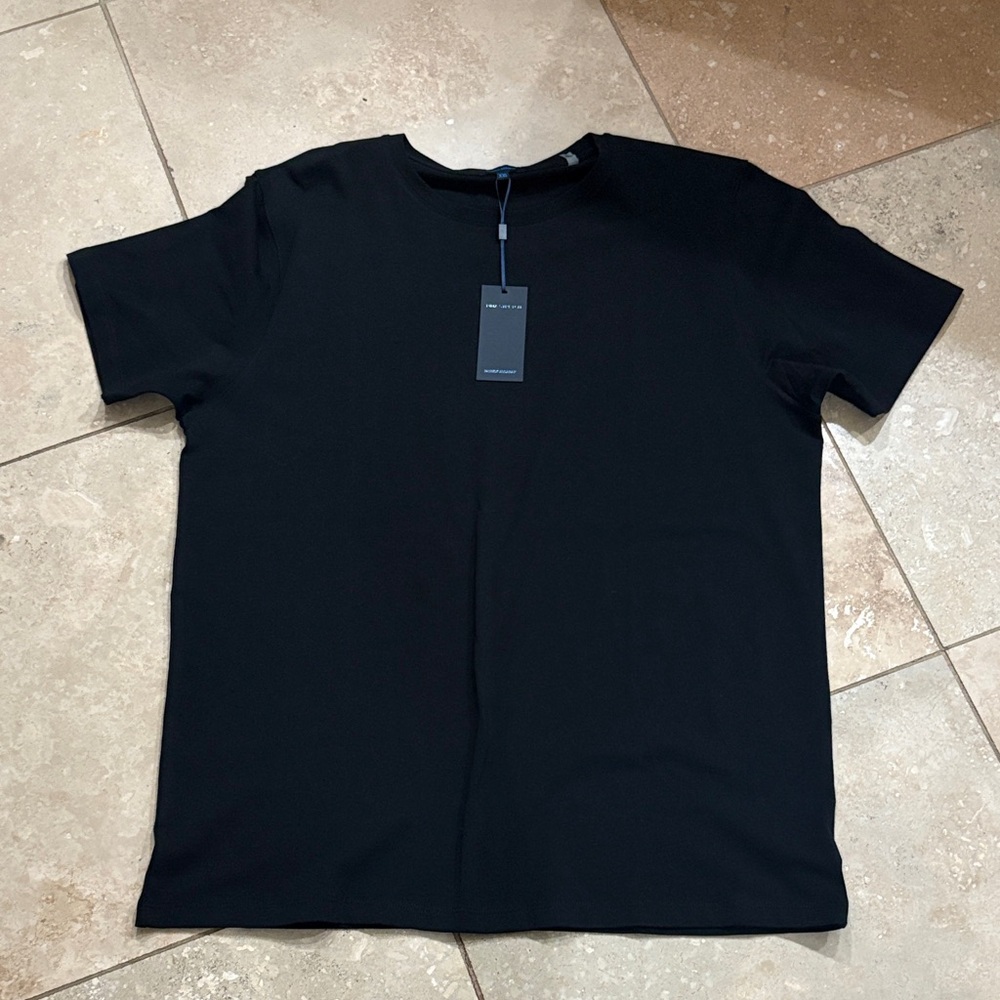 Elegant Black Short Sleeve Men's Tee